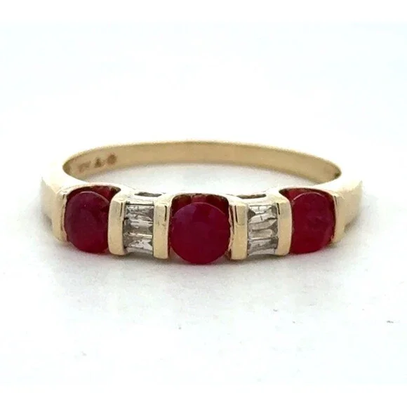 Designer AV 10K Yellow Gold Round Red Ruby Diamond Anniversary Band Ring